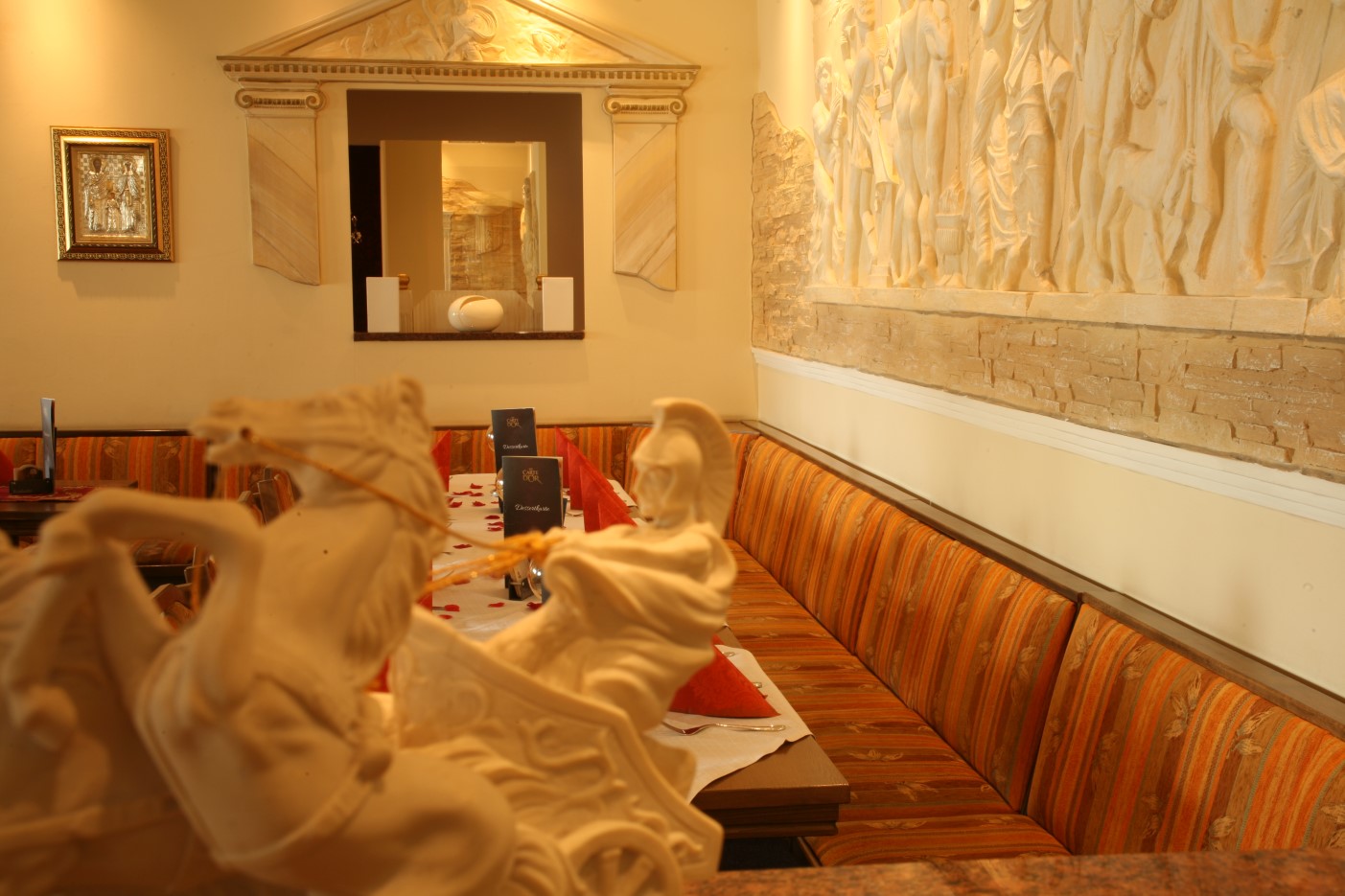 032-Griechisches-Restaurant-Saloniki-Halberstadt-Gyros-Souflaki-Feta-Wein-centrum-zentrum-center